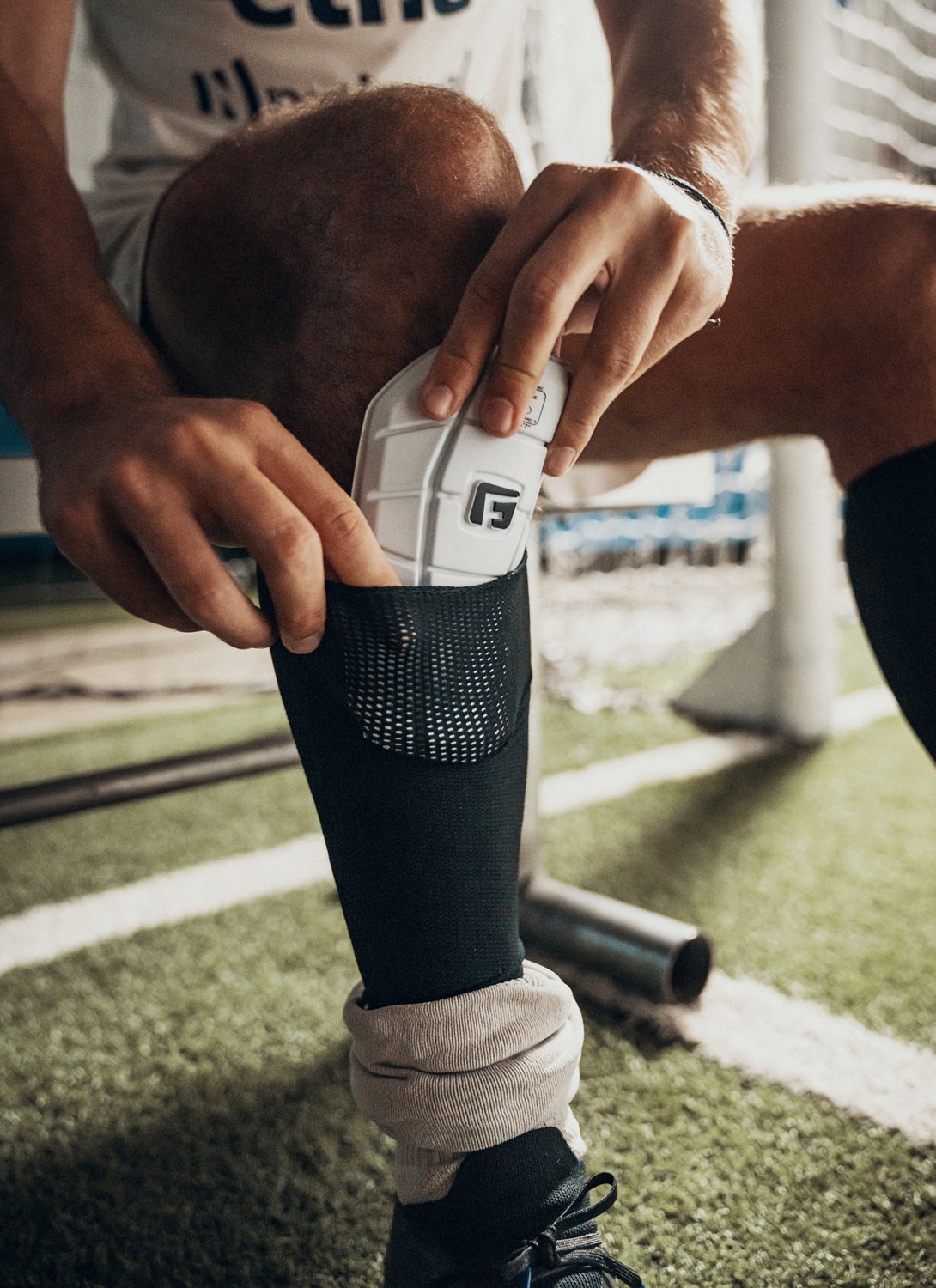 G-Form Adults' Pro-S Blade Soccer Shin Guards with SmartFlex