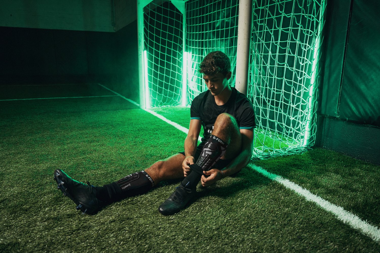 G-Form Youth Pro-S Vento Soccer Shin Guards with SmartFlex                                                                       - view number 3