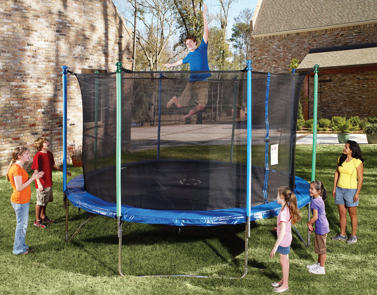 Jump Zone 14 Round Trampoline with Enclosure Academy
