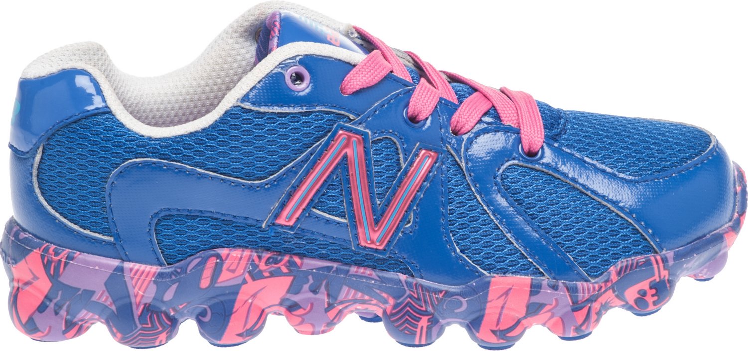 New Balance Girls' 825 Shoes