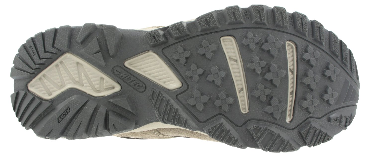 Hiking on sale shoes academy