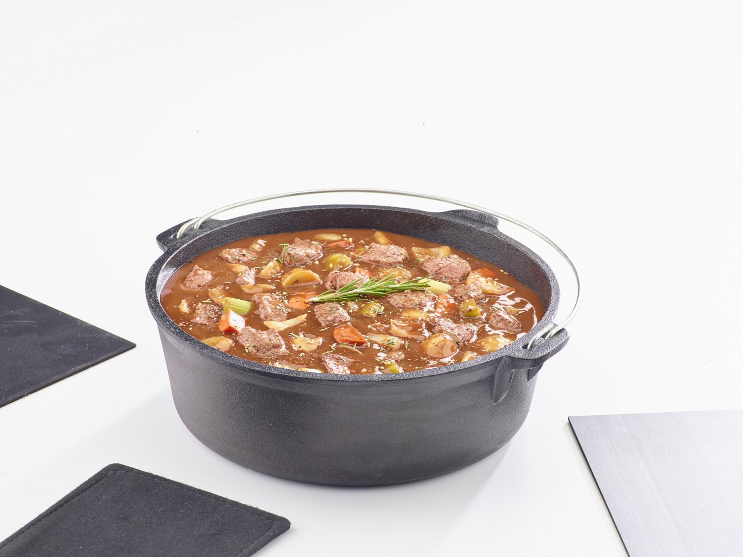 Outdoor Gourmet 10 in Dutch Oven - view number 2