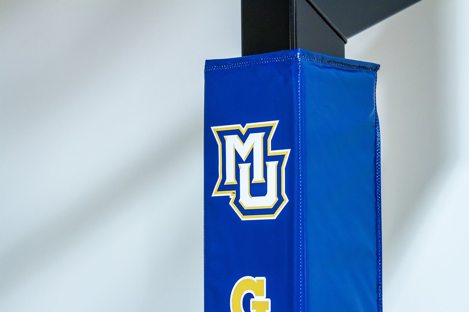Goalsetter Marquette University Wraparound Basketball Pole Pad - view number 3