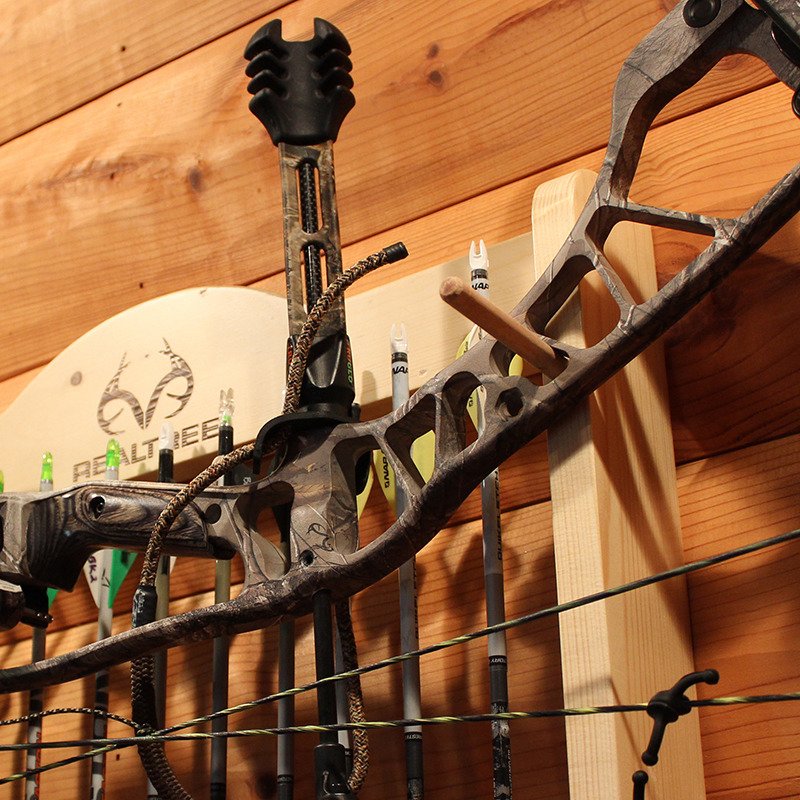 Rush Creek™ Realtree 2-Compound Bow and 12-Arrow Wall Storage Rack                                                             - view number 3