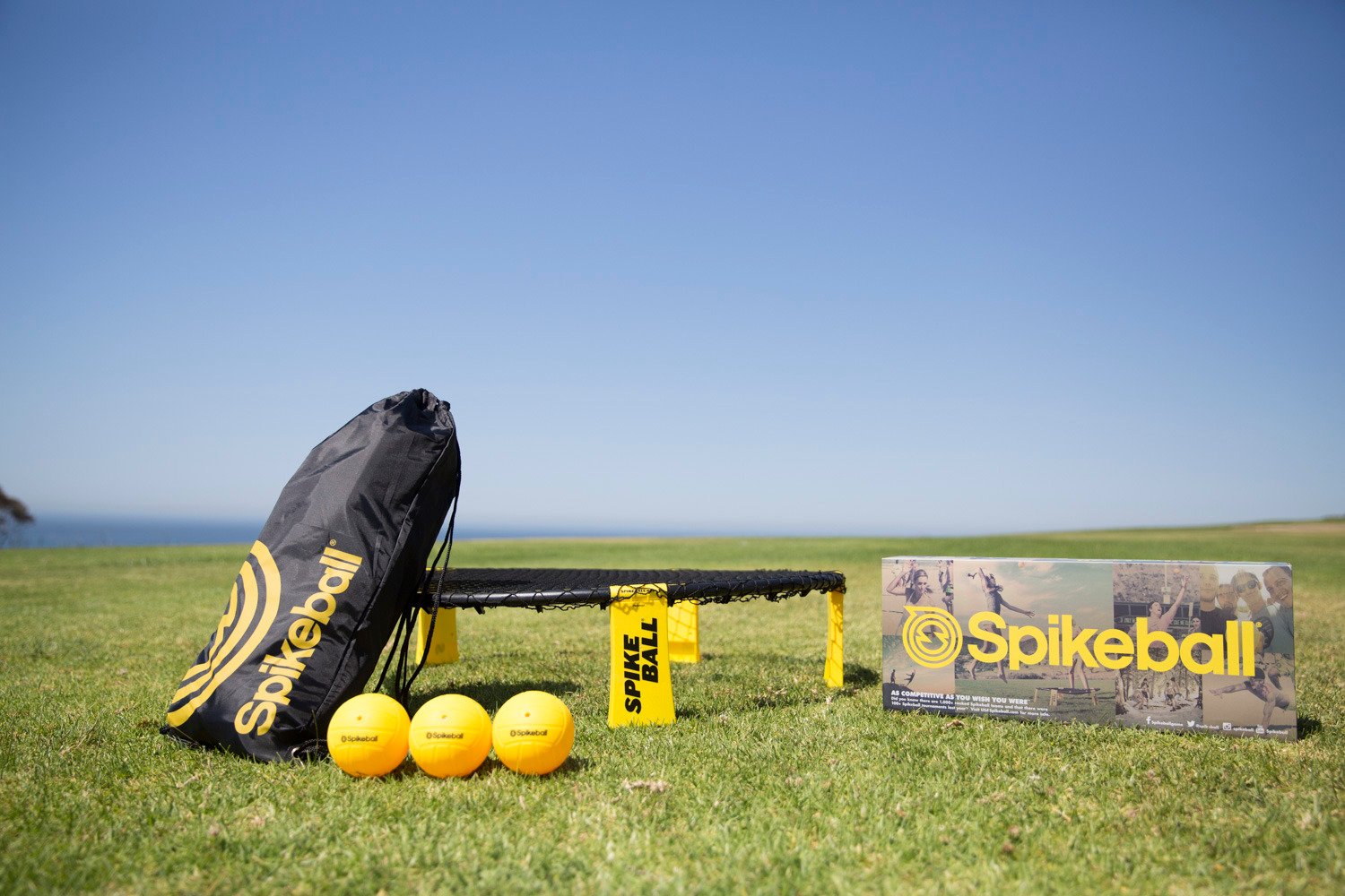  Spikeball Red, White, and Blue Standard 3 Ball Kit : Toys &  Games