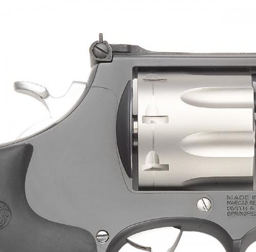 Smith & Wesson 627 Performance Center .357 Magnum Revolver - view number 4
