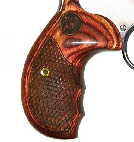 Smith & Wesson 629 Deluxe .44 Remington Magnum Revolver - view number 5