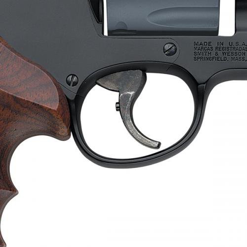 Smith & Wesson Model 327 Performance Center .357 Magnum +P Revolver - view number 3