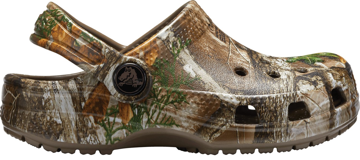 Crocs Kids' Classic Realtree Edge Clogs | Academy