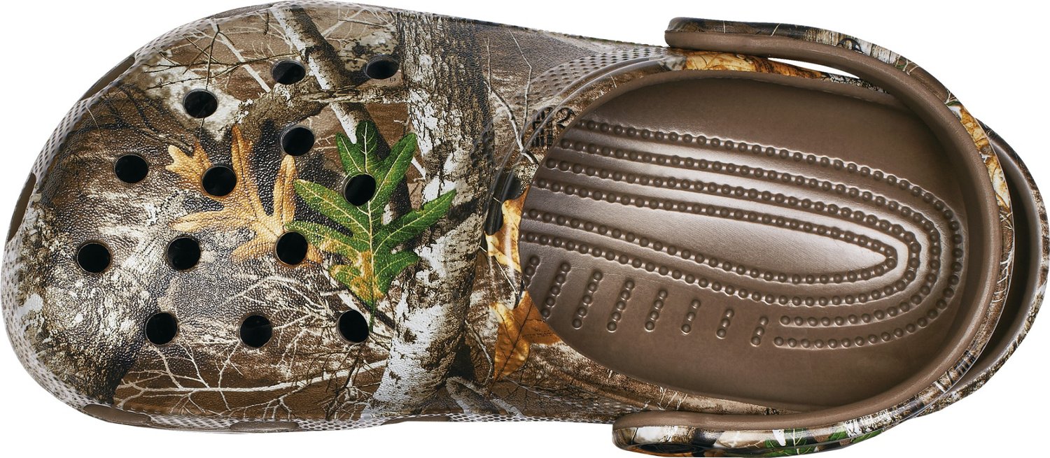 Camo crocs hot sale academy