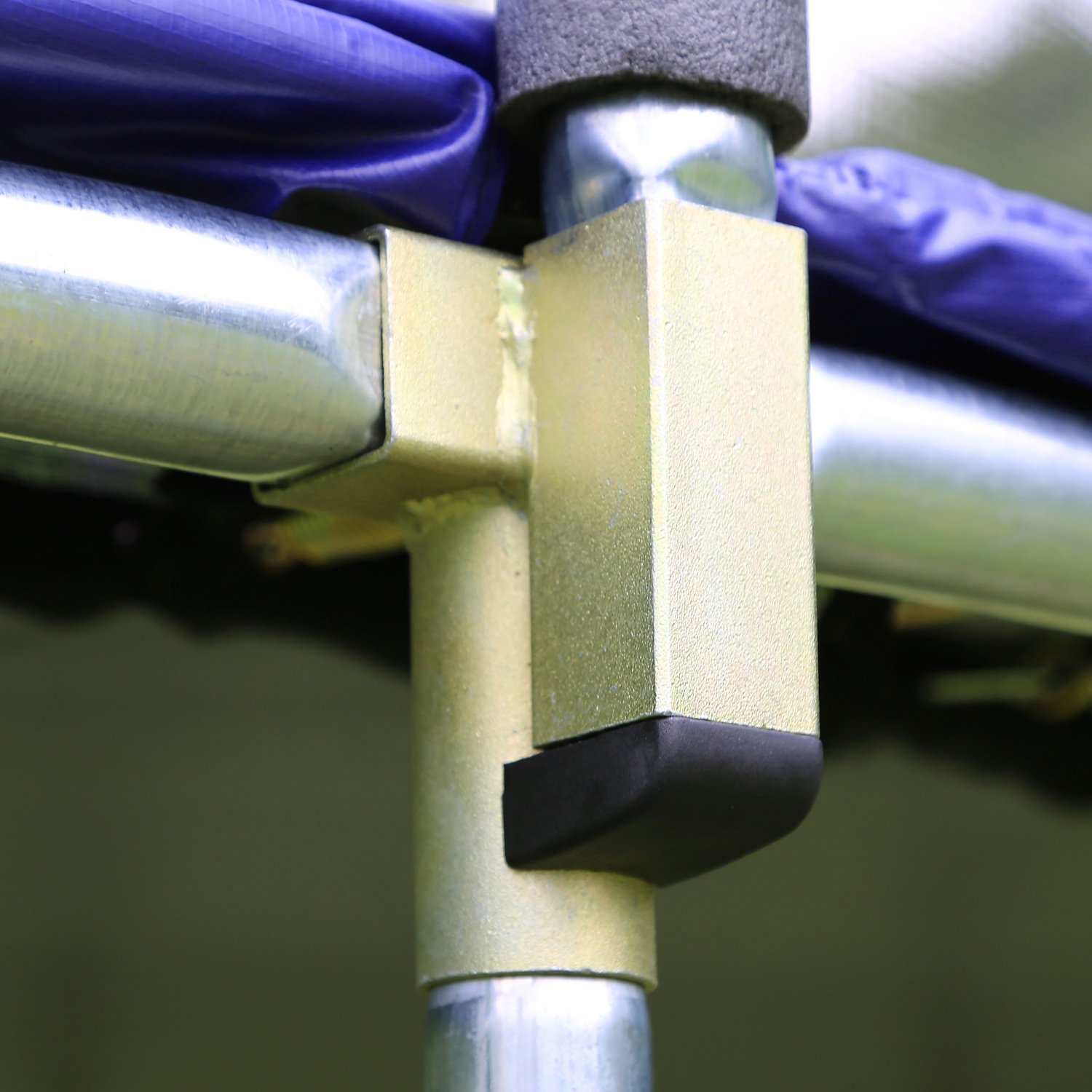 Skywalker Trampolines 15' Round Trampoline with Safety Enclosure - view number 6