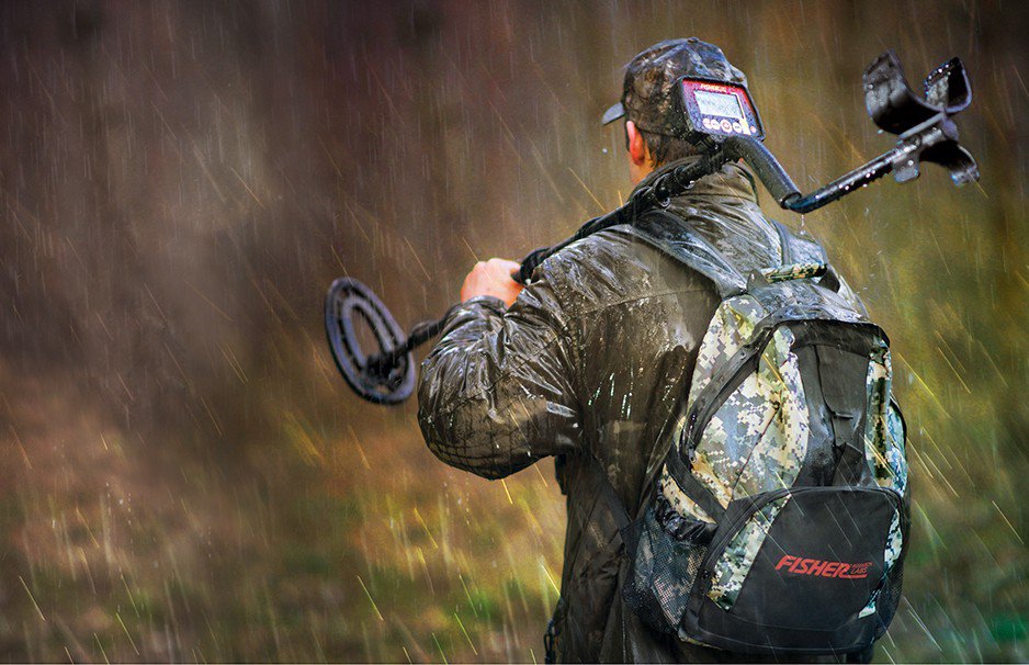 Fisher F22 Weatherproof All-Purpose Metal Detector                                                                               - view number 4