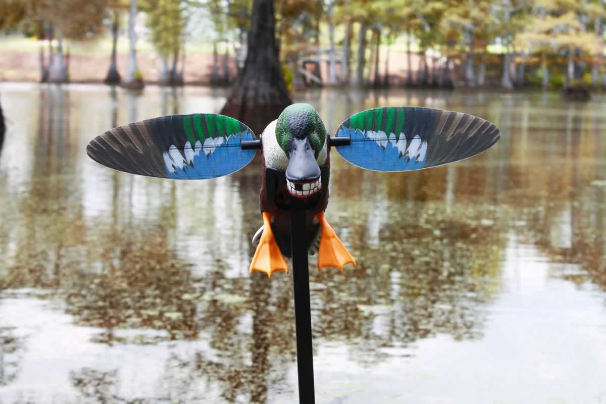 MOJO Outdoors Spoonzilla Spinning Wing Duck Decoy Academy