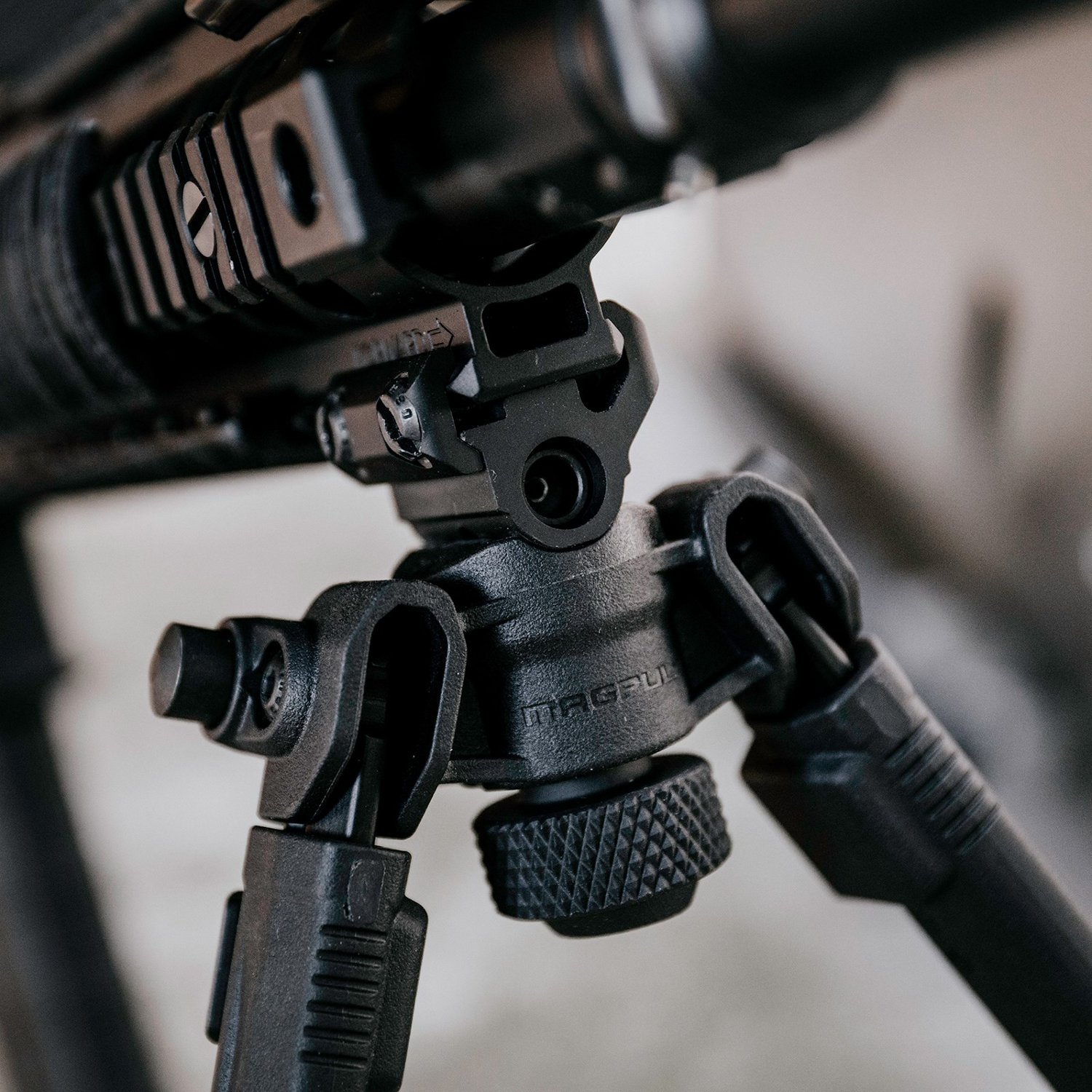 Magpul Bipod for 1913 Picatinny Rail, Model MAG941