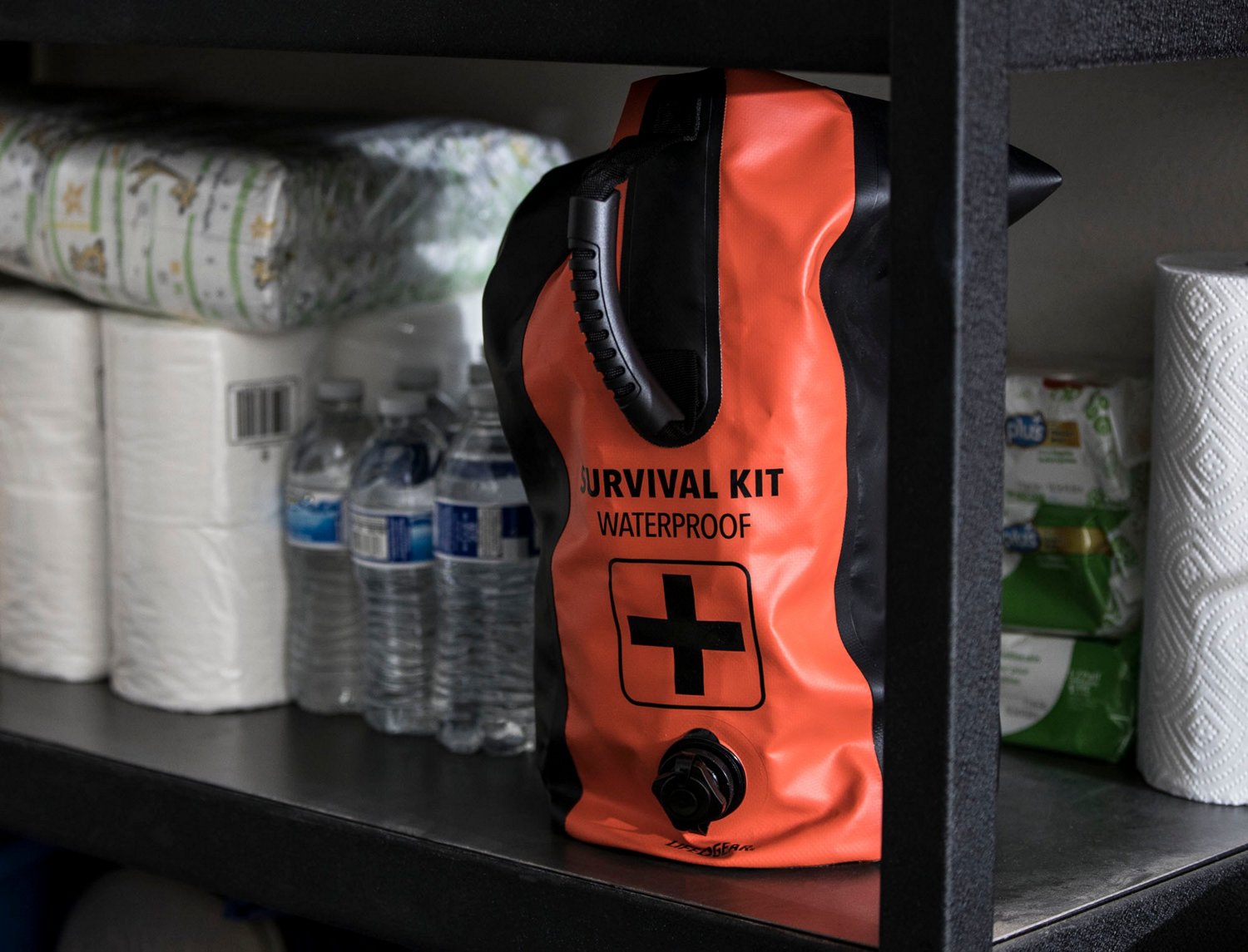 Life Gear 2-Person Waterproof 72-Hour Dry Bag Survival Kit - view number 6