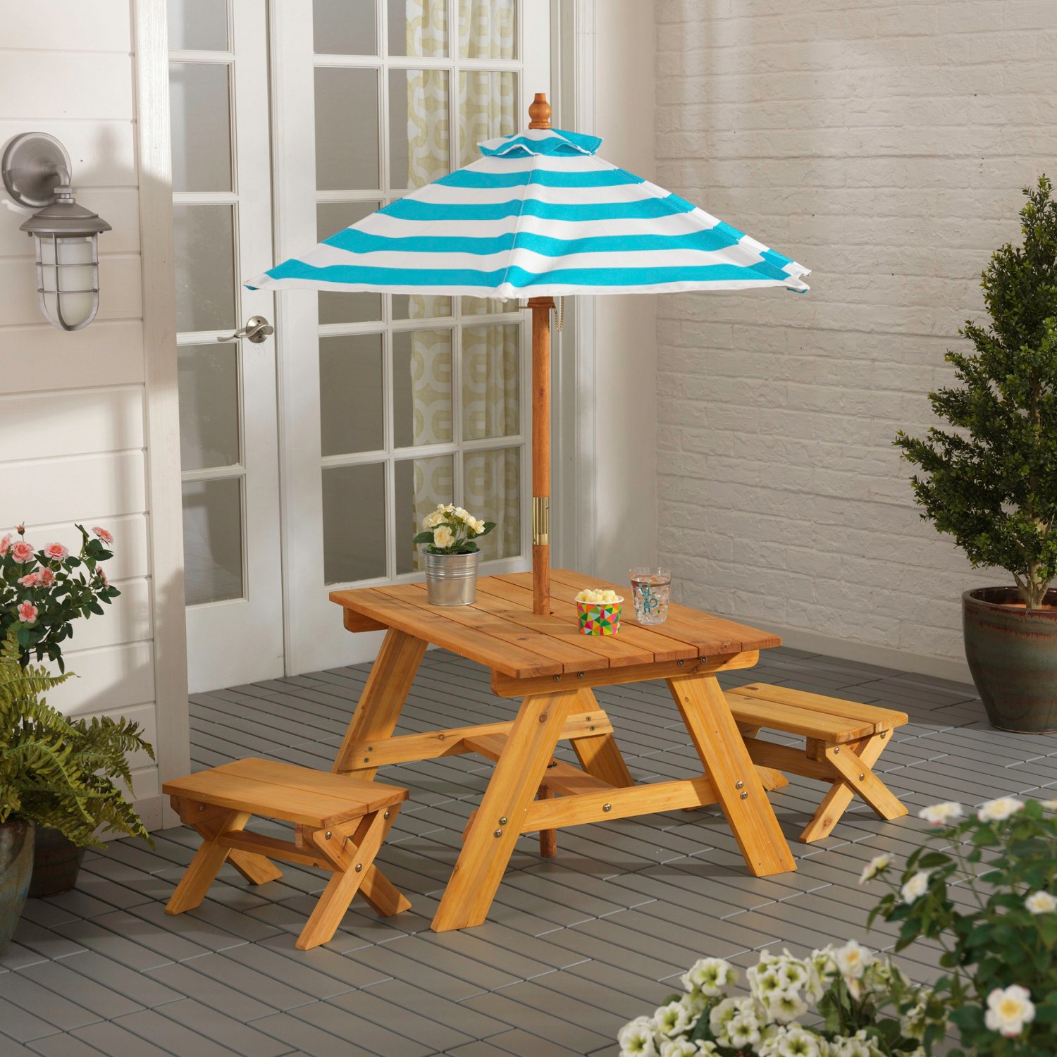 KidKraft Outdoor Table with Benches & Umbrella - view number 3