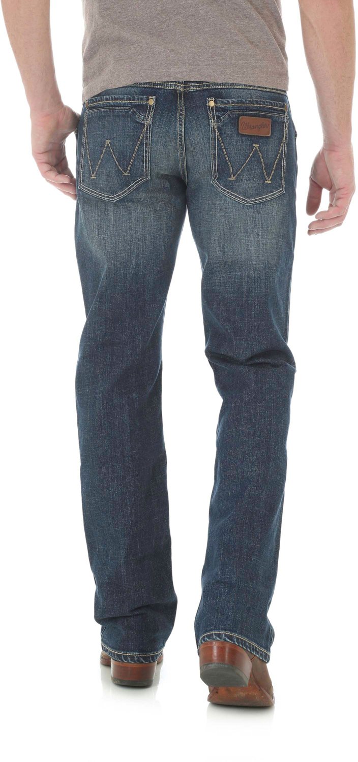 Wrangler Men's Retro Slim Fit Bootcut Jeans