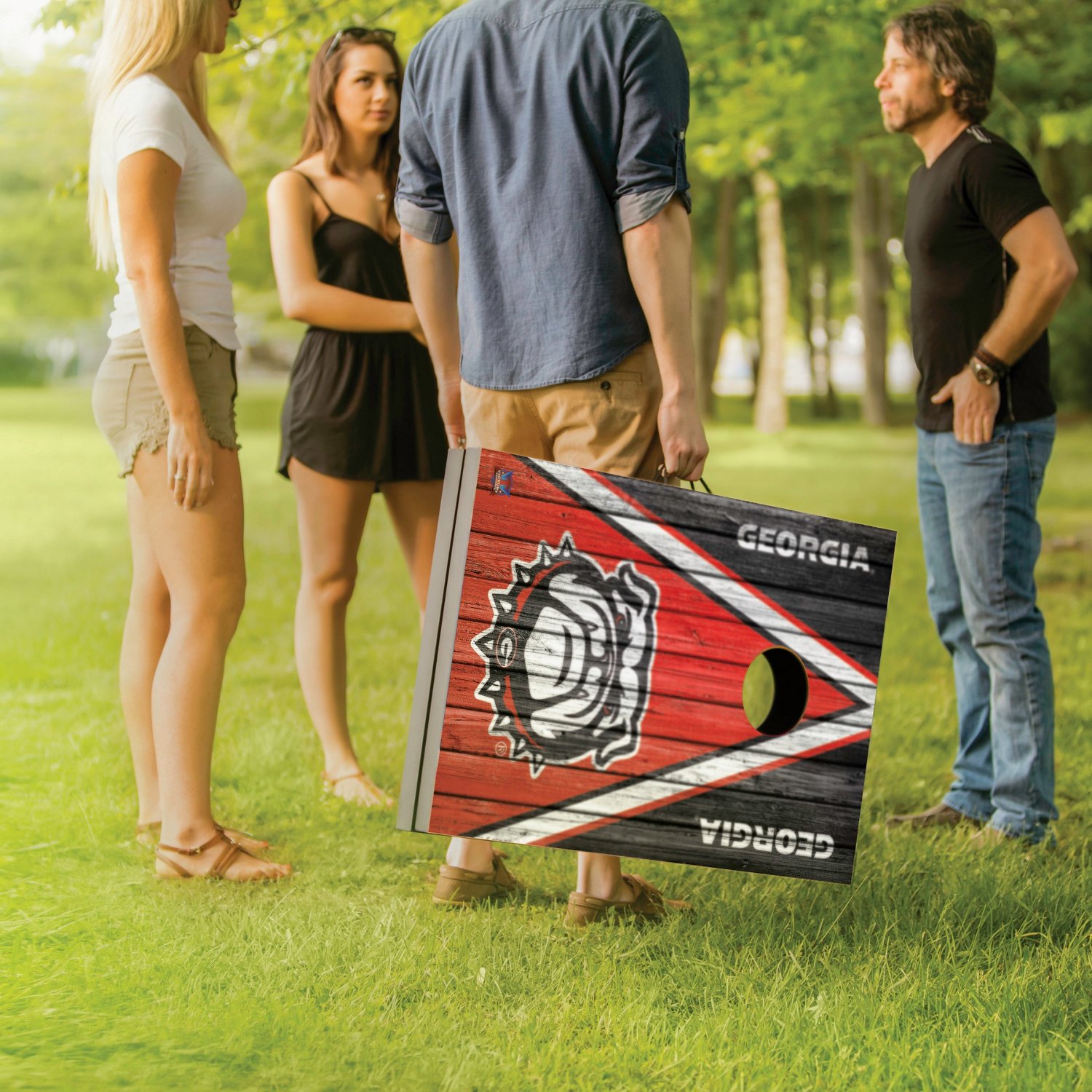 : All American Tailgate University of Georgia G Red and Blk  Alternating Triangle Cornhole Boards : Toys & Games