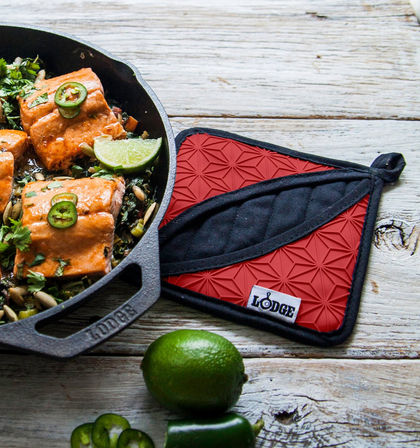 Lodge 6.5 in Square Silicone & Fabric Potholder