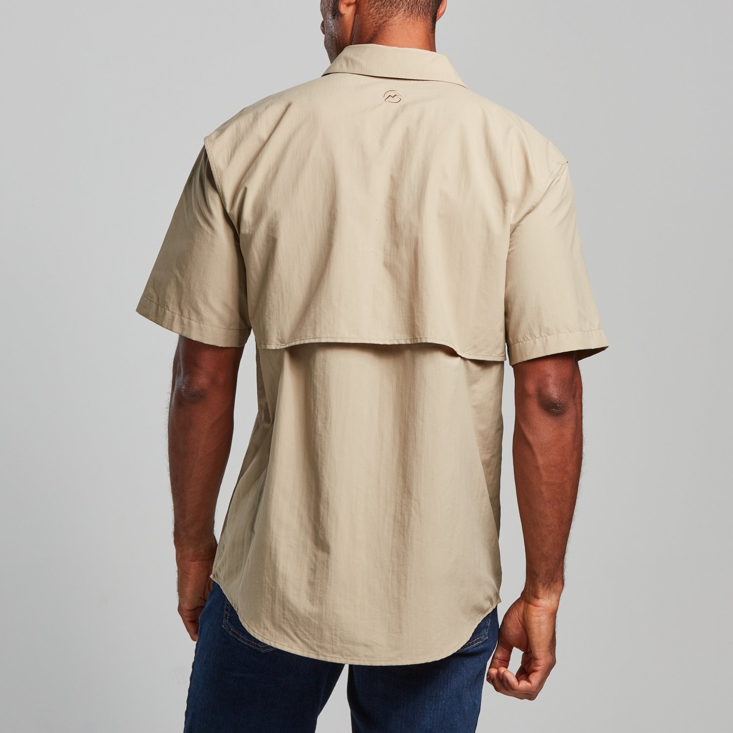 Magellan Outdoors Men's Laguna Madre Solid Short Sleeve Fishing Shirt - view number 2