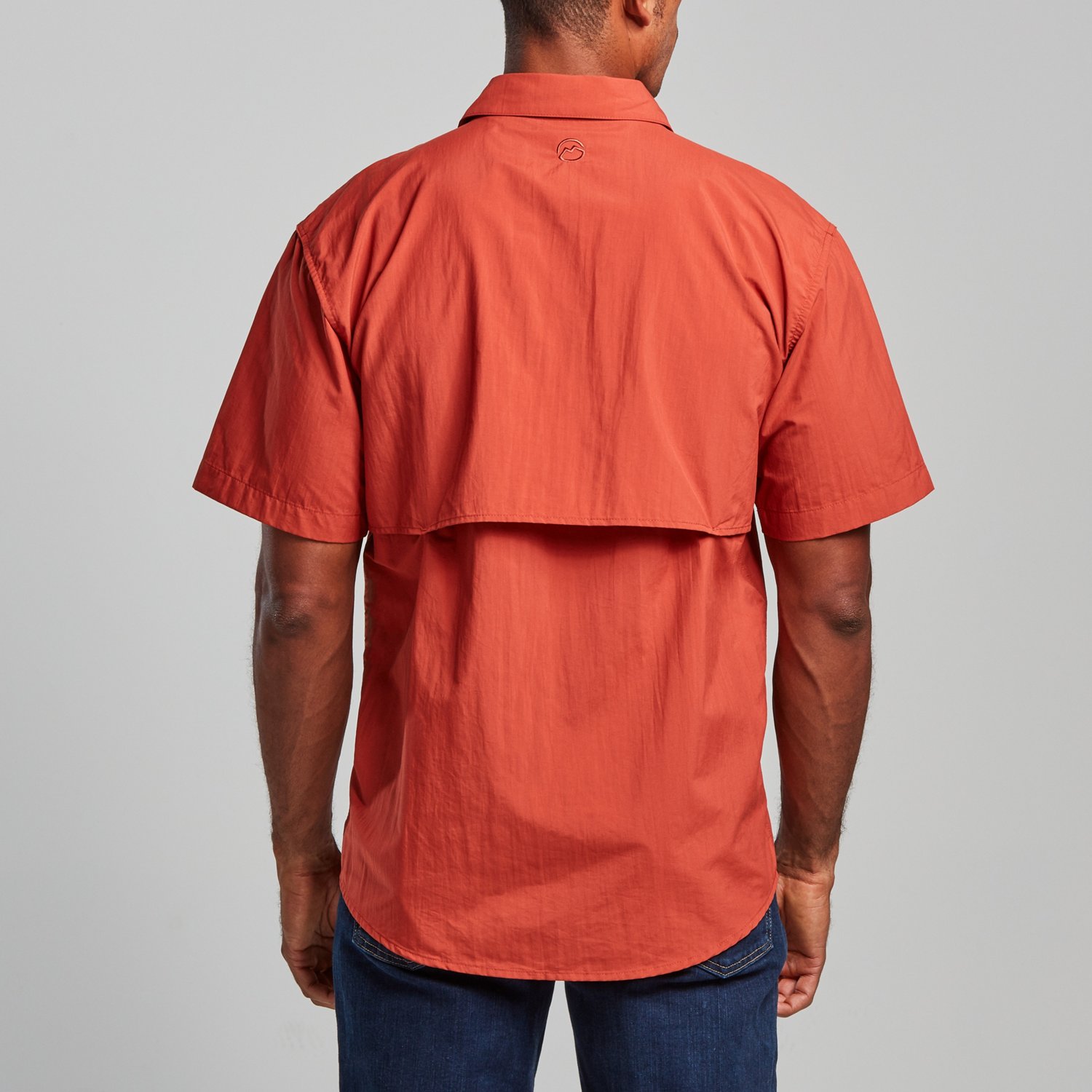 Magellan Outdoors Men's Laguna Madre Solid Short Sleeve Fishing Shirt - view number 2