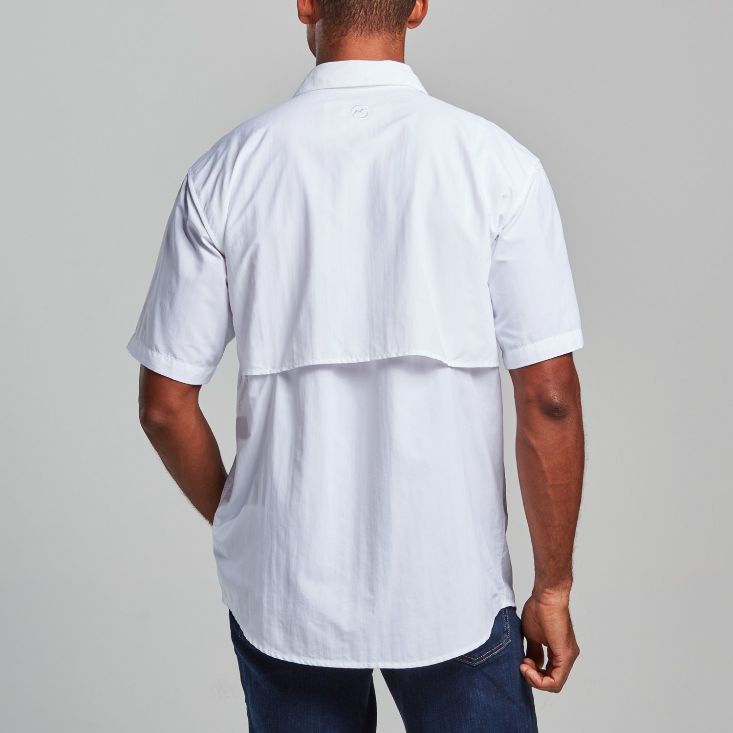 Magellan Outdoors Men's Laguna Madre Solid Short Sleeve Fishing Shirt - view number 2