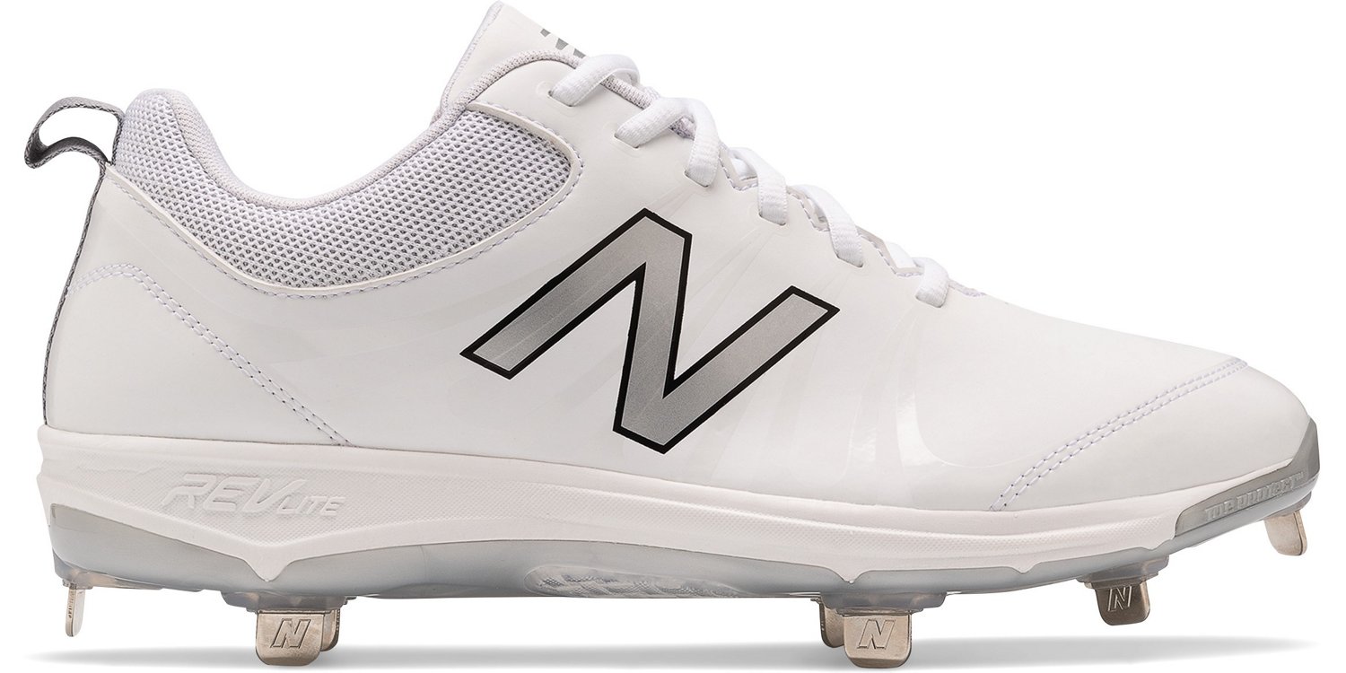 New Balance Men s Tupelo v2 Metal Baseball Cleats Academy