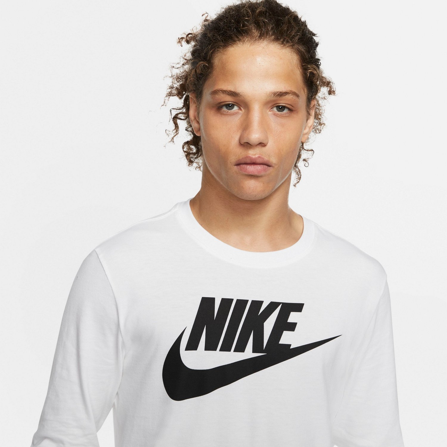 Nike Men\'s Sportswear Icon Futura Sleeve | Long Academy T-shirt