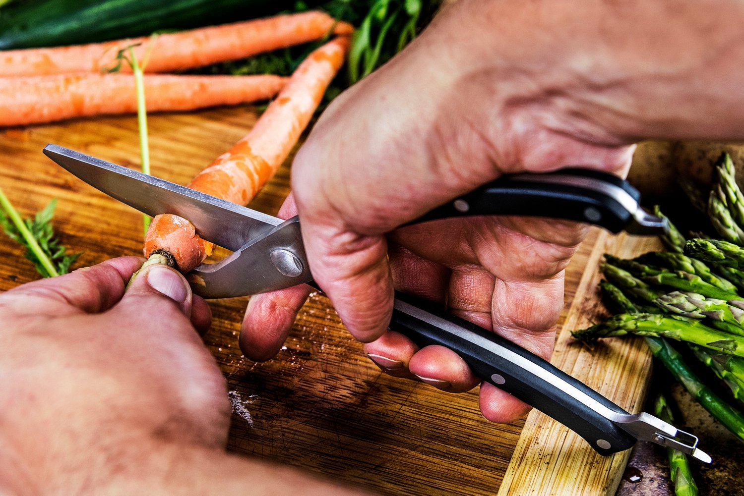 Oklahoma Joe's Blacksmith Meat Shears                                                                                            - view number 5