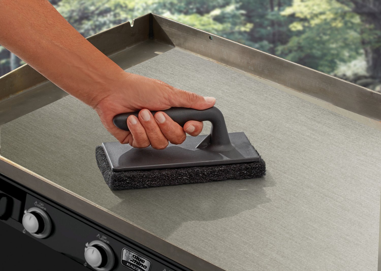 Mr. Bar-B-Q Oversize Grill Scrub Brush with Bonus Pad                                                                            - view number 3