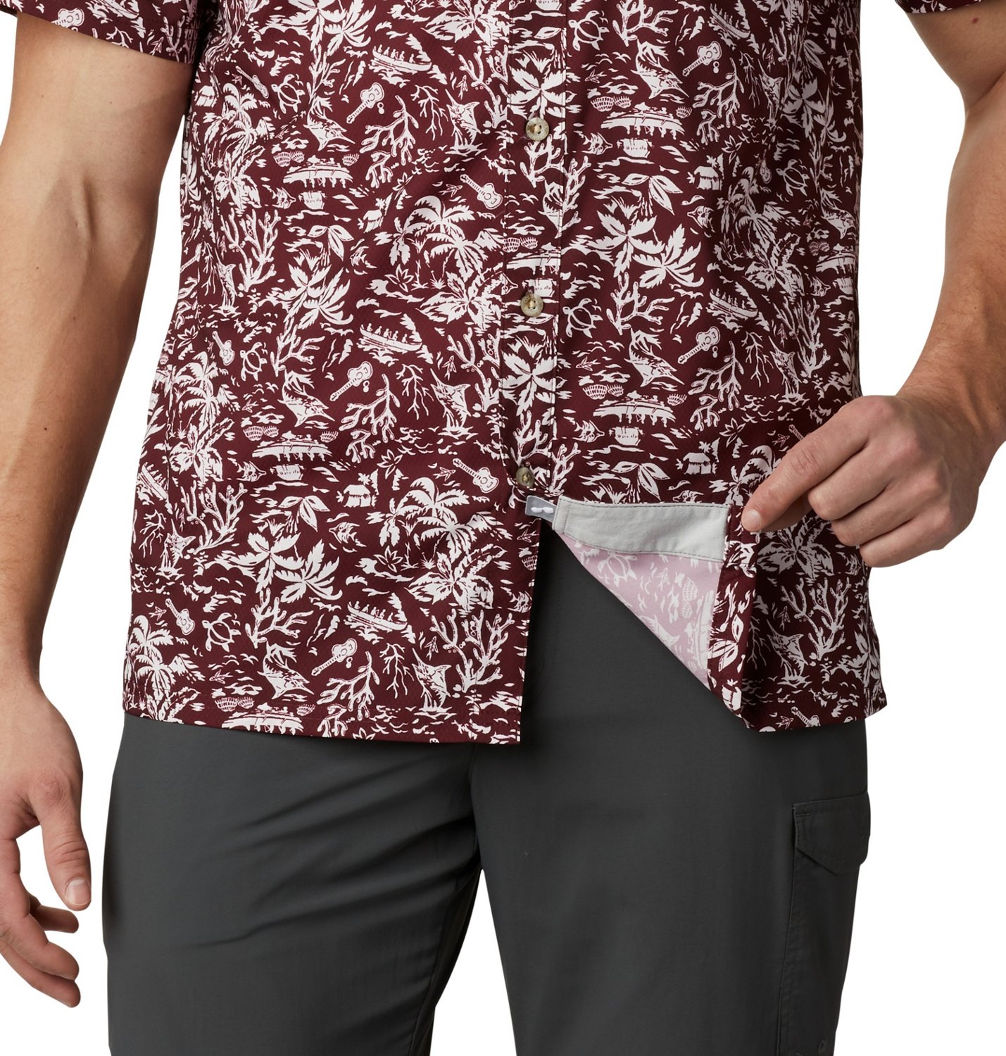 Columbia Sportswear Men's Texas A&M University Super Slack Tide Shirt                                                            - view number 5