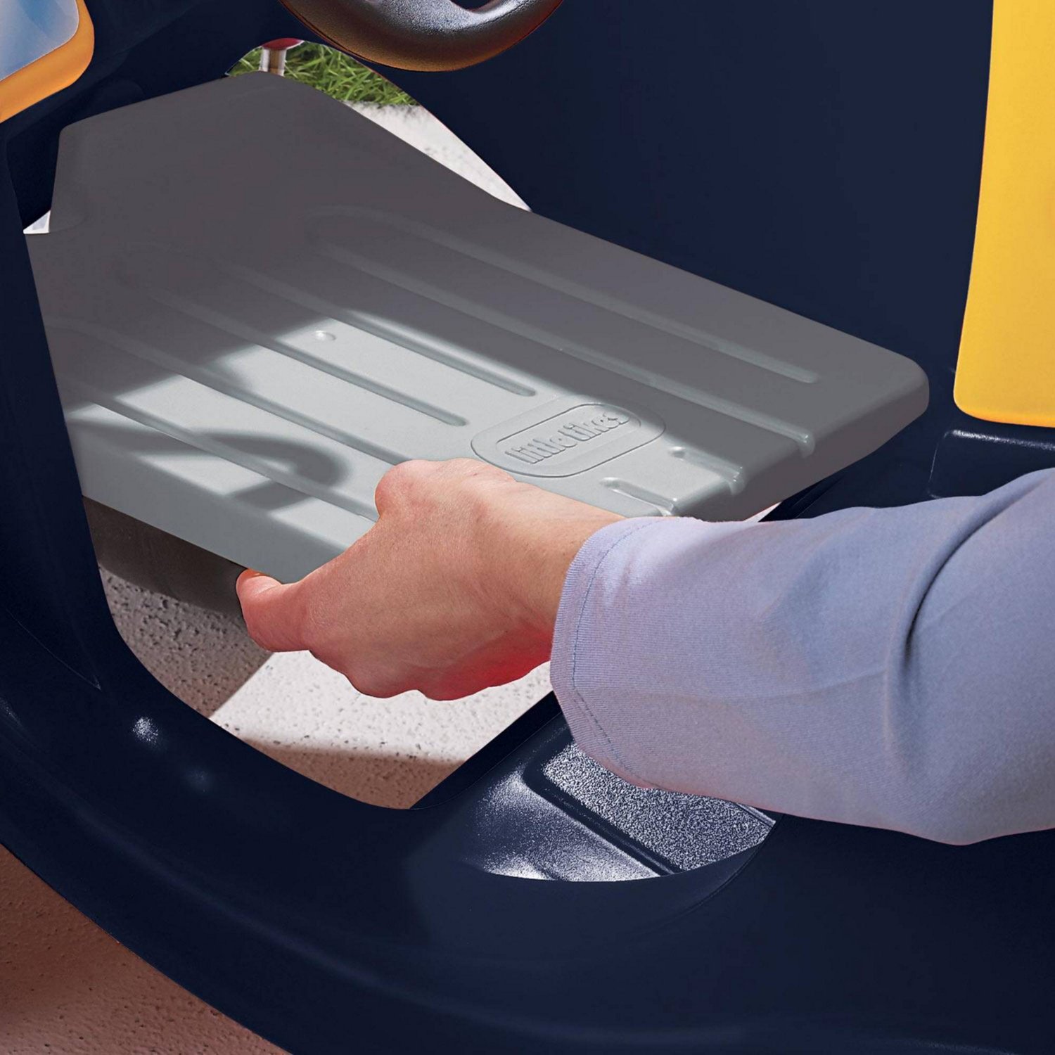 Little Tikes Cozy Truck - view number 4