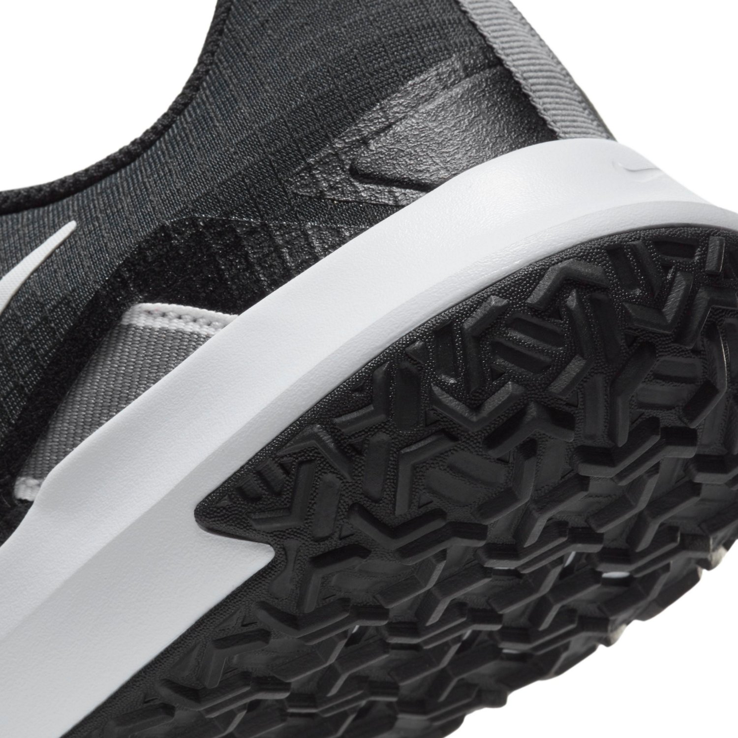 nike men's varsity compete tr 3 training shoes