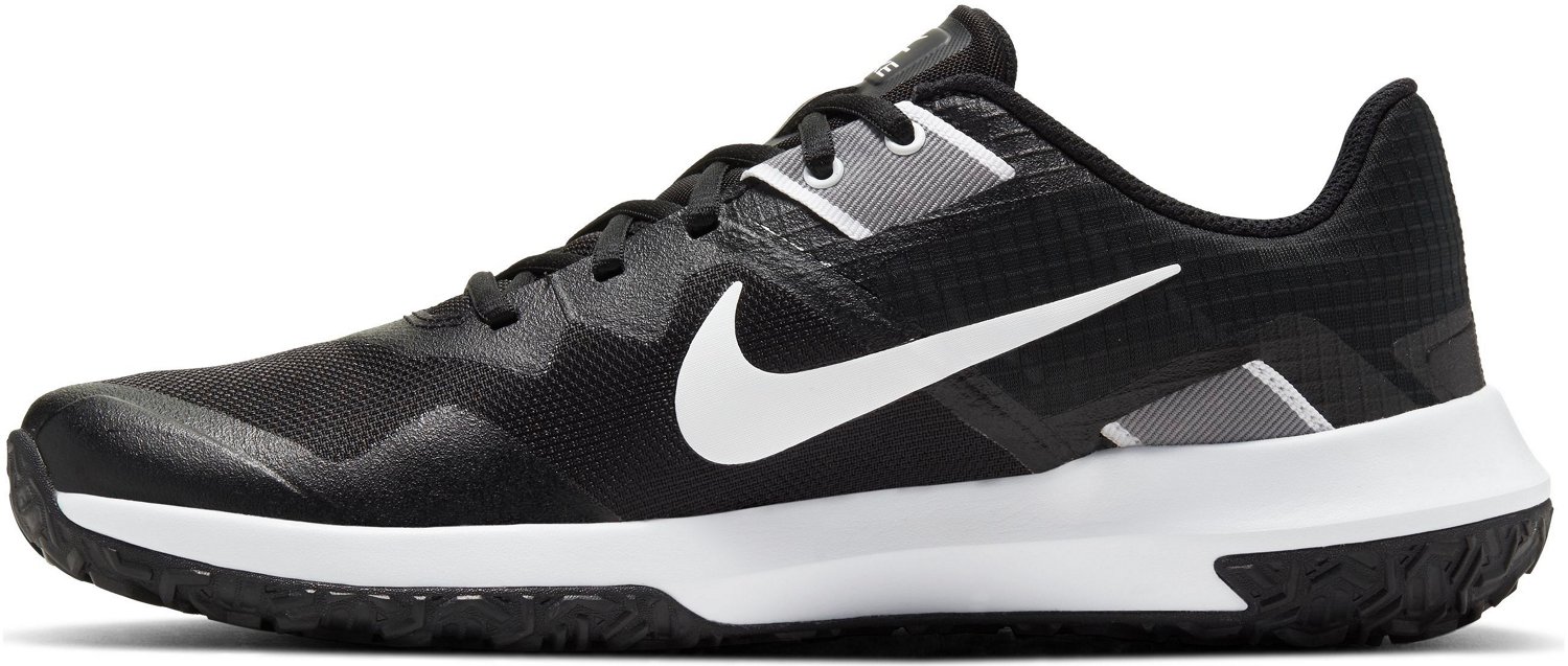 nike men's varsity compete tr 3