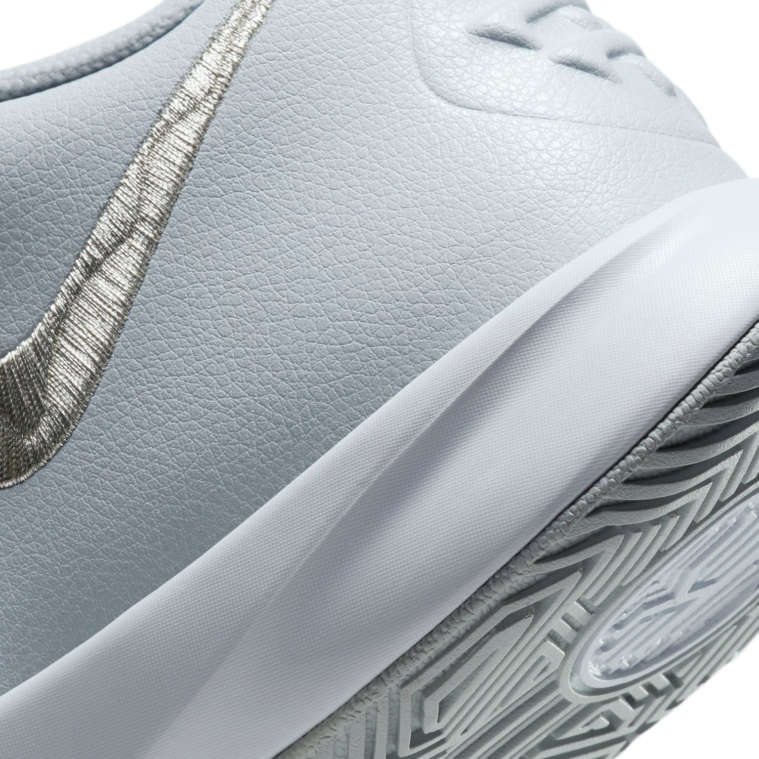 Nike Adults' Kyrie Flytrap Basketball Shoes                                                                                      - view number 6