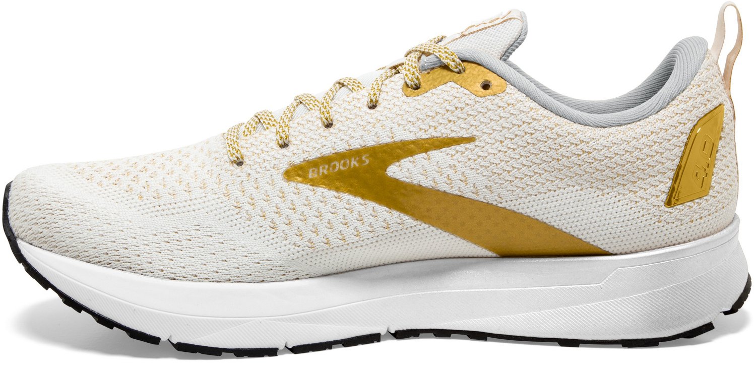 Brooks W Revel 4 Medal Pack - view number 4