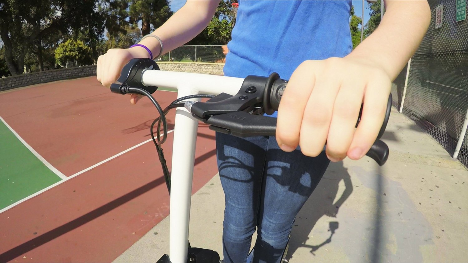 Razor E200 Electric Scooter                                                                                                      - view number 3