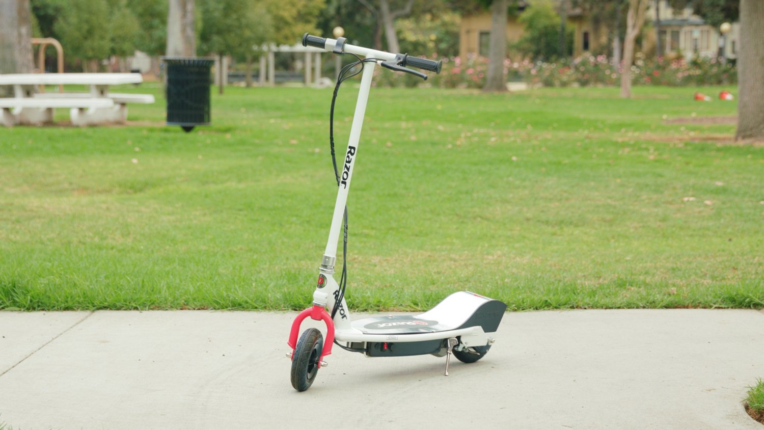 Razor E200 Electric Scooter                                                                                                      - view number 6