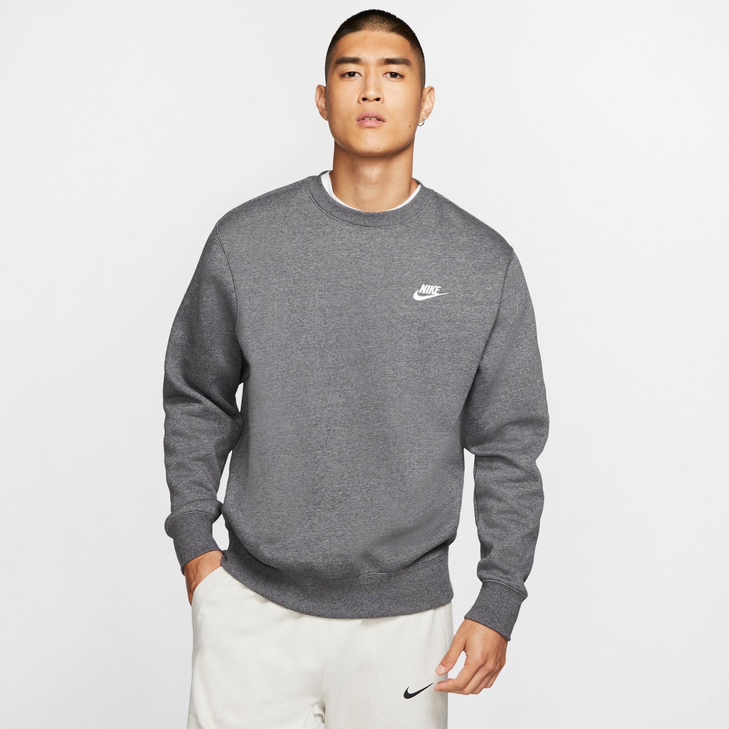 Raza humana Sofocante apretón Nike Men's Sportswear Club Fleece Crew Pullover | Academy