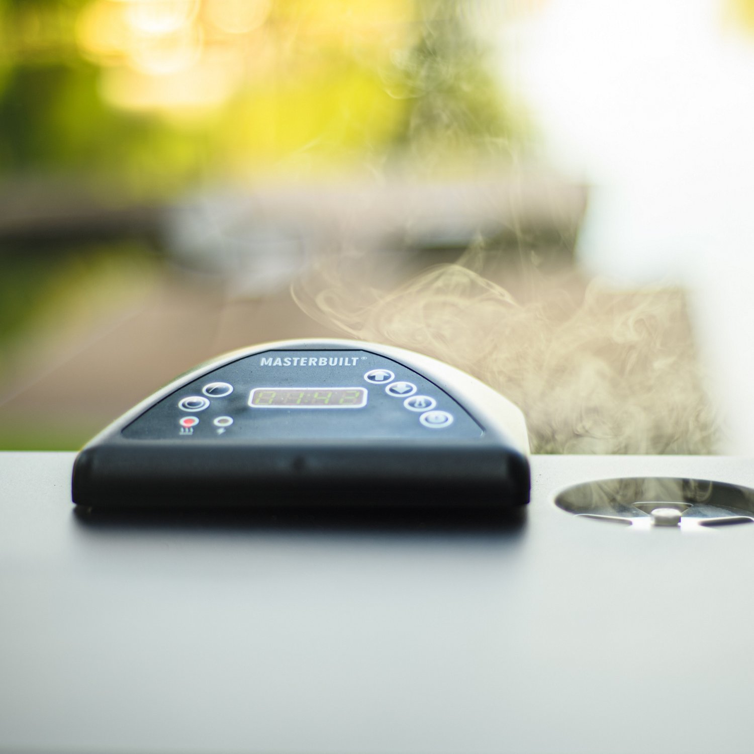 Masterbuilt MES 140S Digital Electric Smoker - view number 3