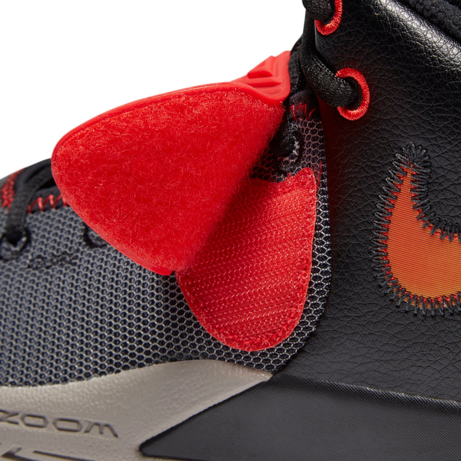 Nike Adults' Kyrie Flytrap Basketball Shoes                                                                                      - view number 4