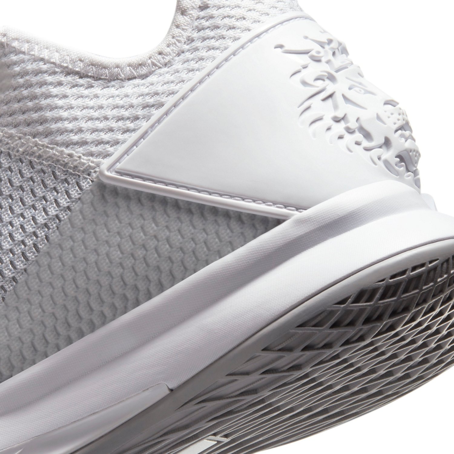 Nike Men's LeBron Witness IV Team Basketball Shoes - view number 5