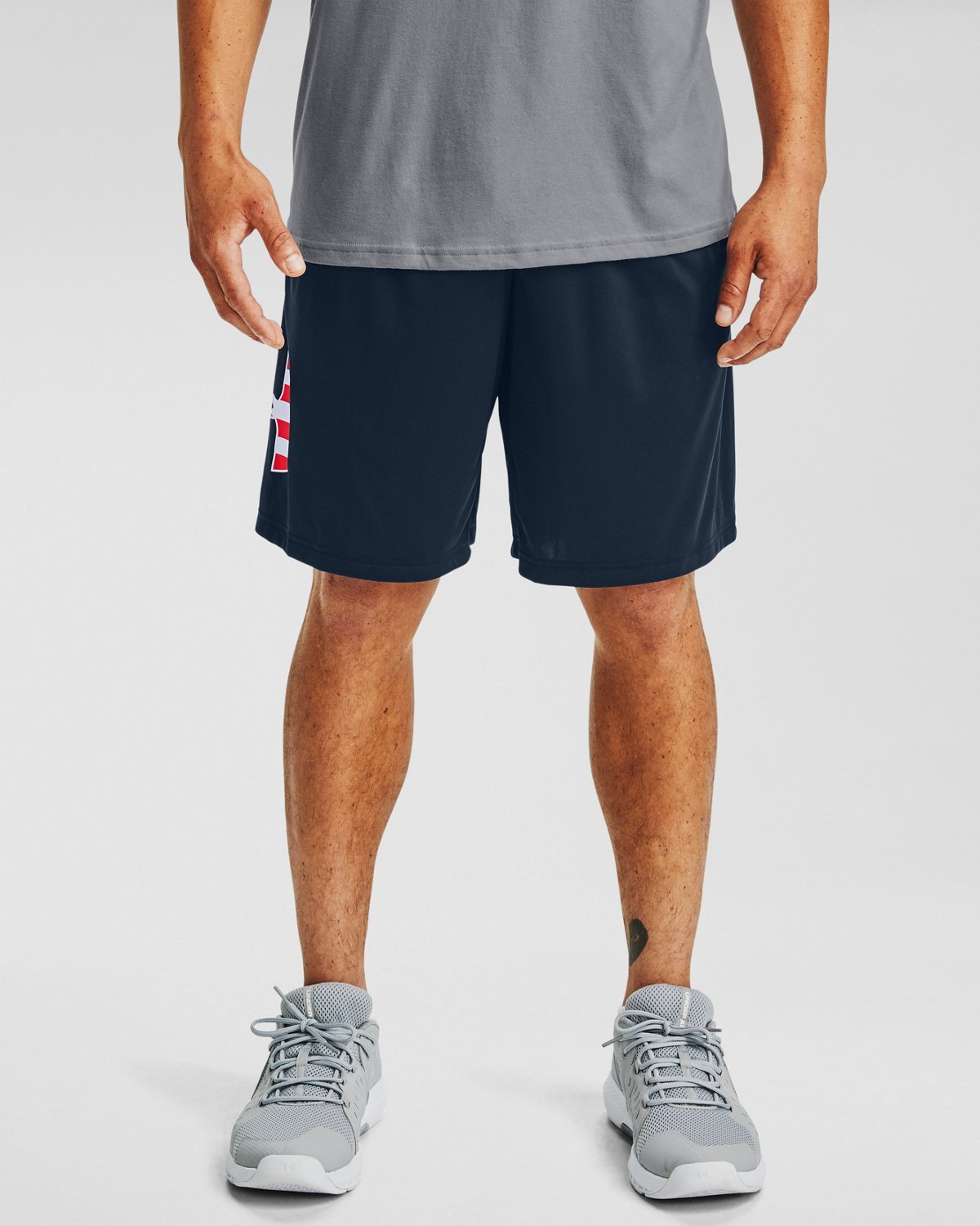 Under Armour Men's Freedom Tech Big Flag Logo Shorts 10 in
