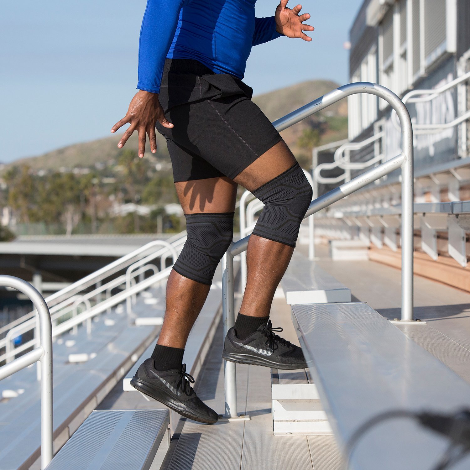 Copper Fit Small/Medium Ice Knee Sleeve Academy