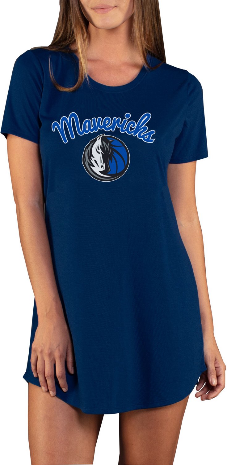 Womens store mavs shirts