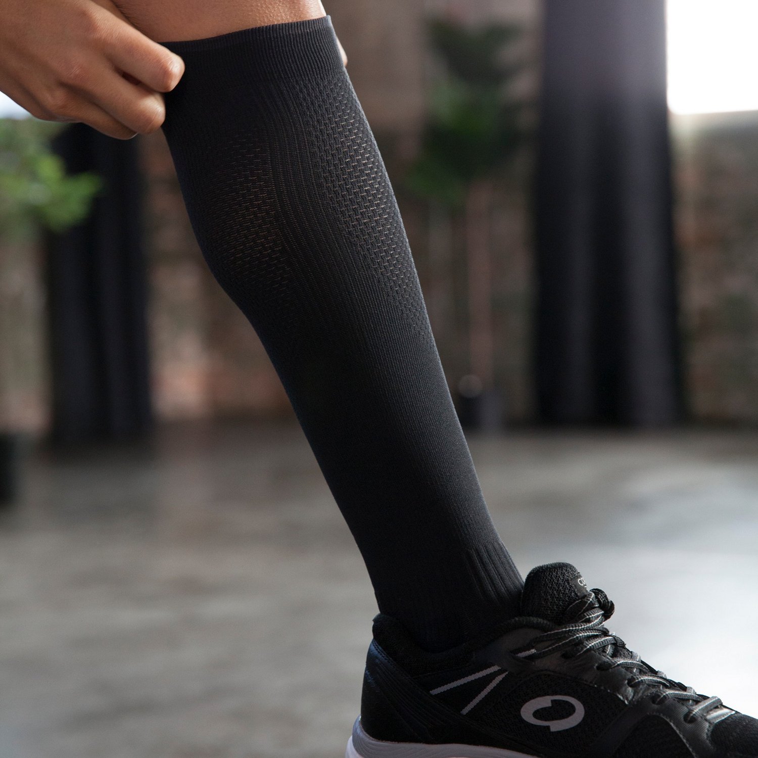 Copper Fit Energy Plus Hydrating Compression Socks - view number 8