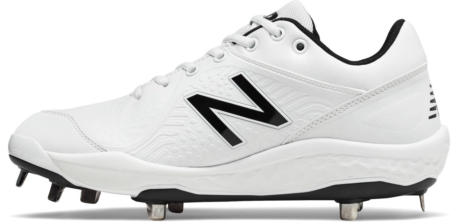 Men's L3000v5 Metal Baseball Cleats | Academy