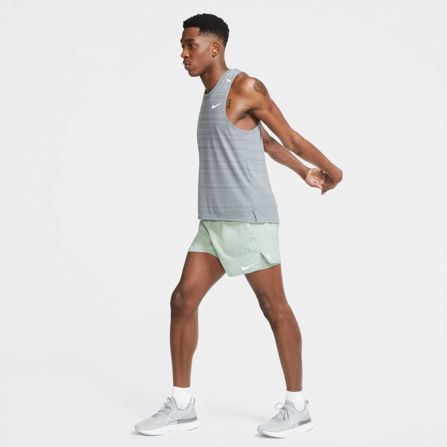 Nike Men's Dri-FIT Miler Running Tank Top - view number 5