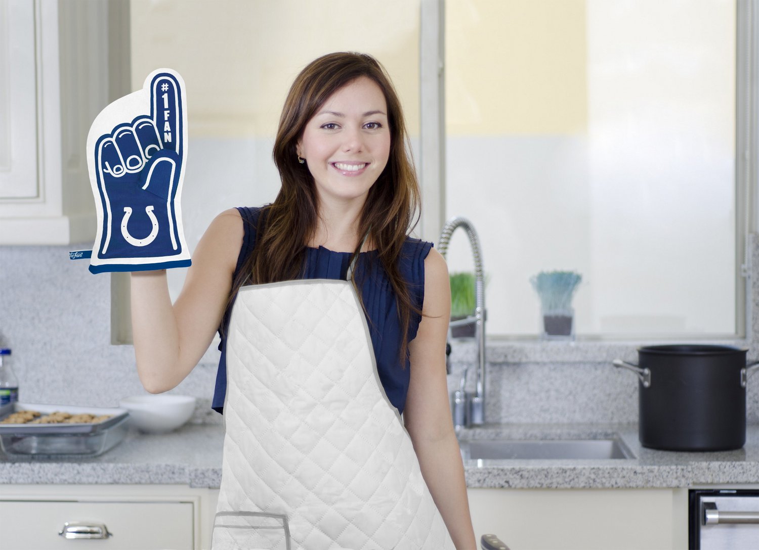 YouTheFan Indianapolis Colts #1 Oven Mitt                                                                                        - view number 4