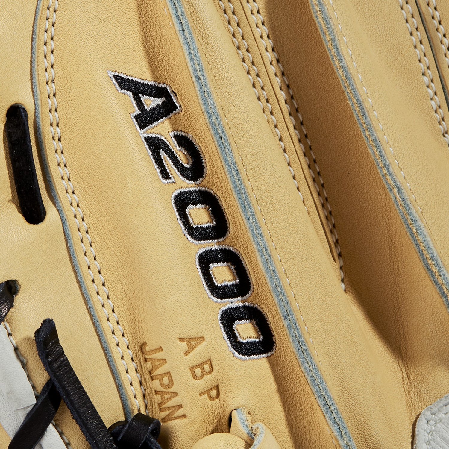 Wilson 2021 A2000 33 in. Catcher's Baseball Mitt                                                                                 - view number 7